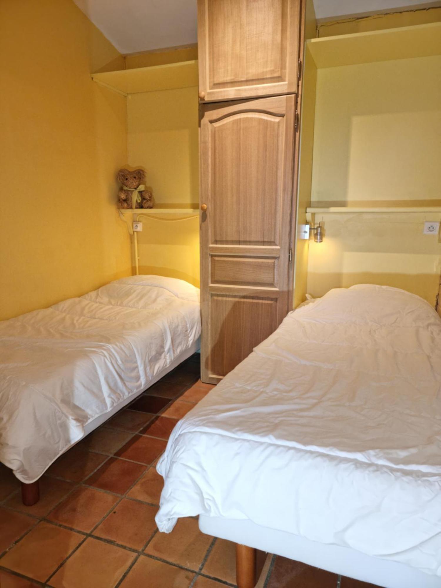 Pousterle De Sabran - Piscine & Hammam Apartment Phòng bức ảnh