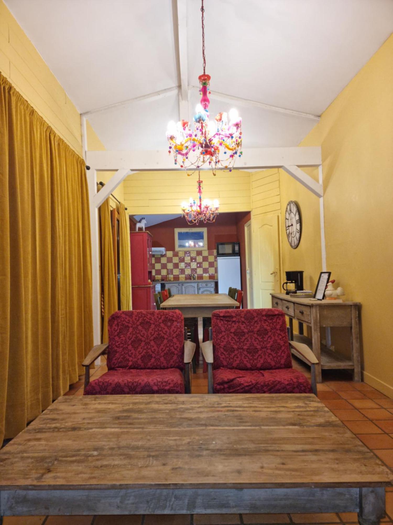 Pousterle De Sabran - Piscine & Hammam Apartment Phòng bức ảnh